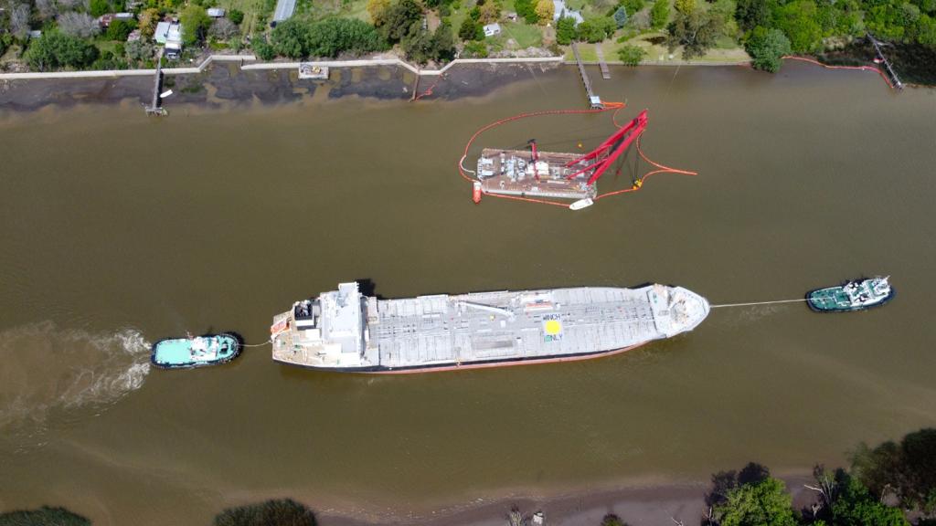 reflotamiento remolcador la plata