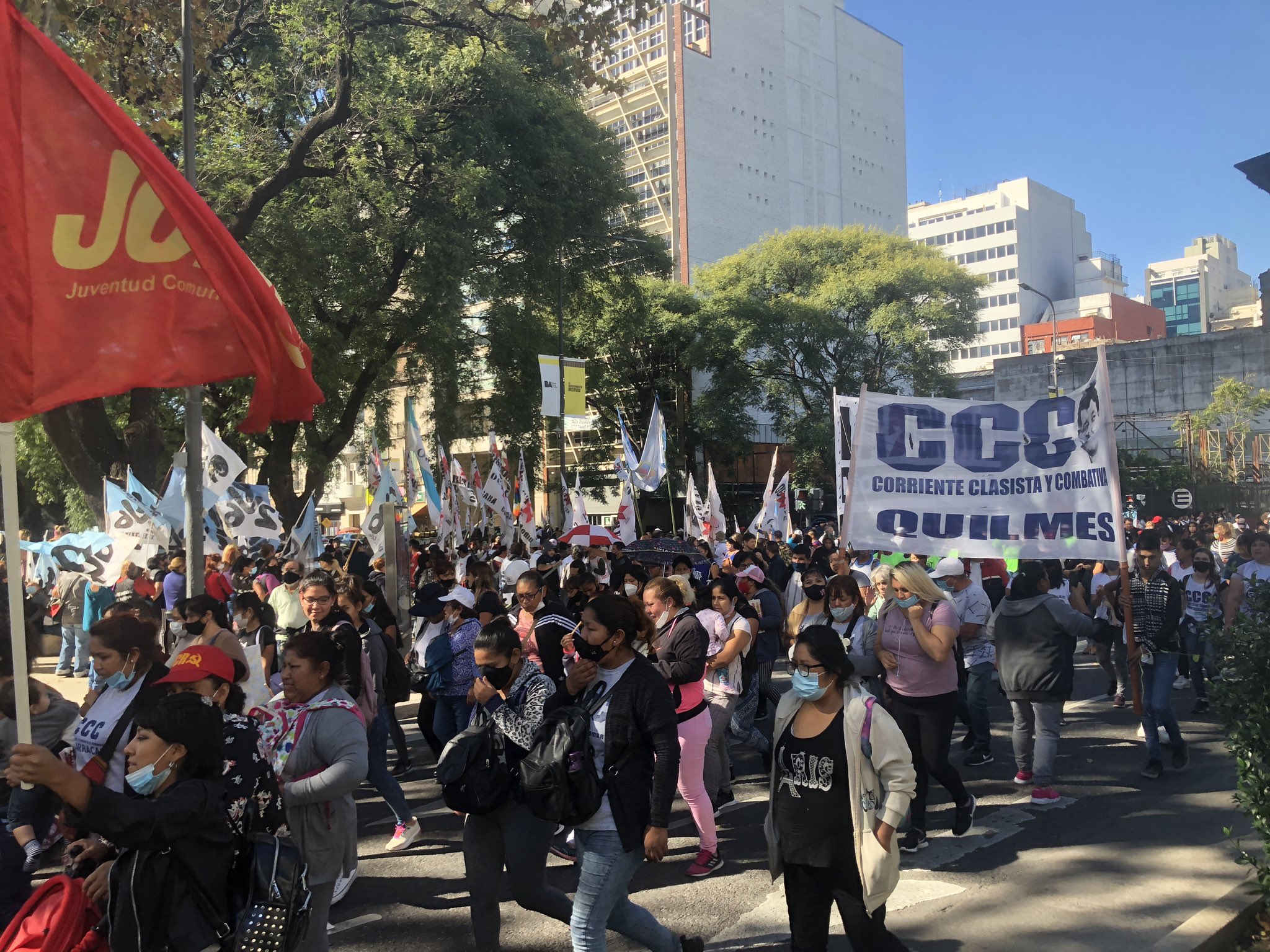 Marcha por el canal Magdalena